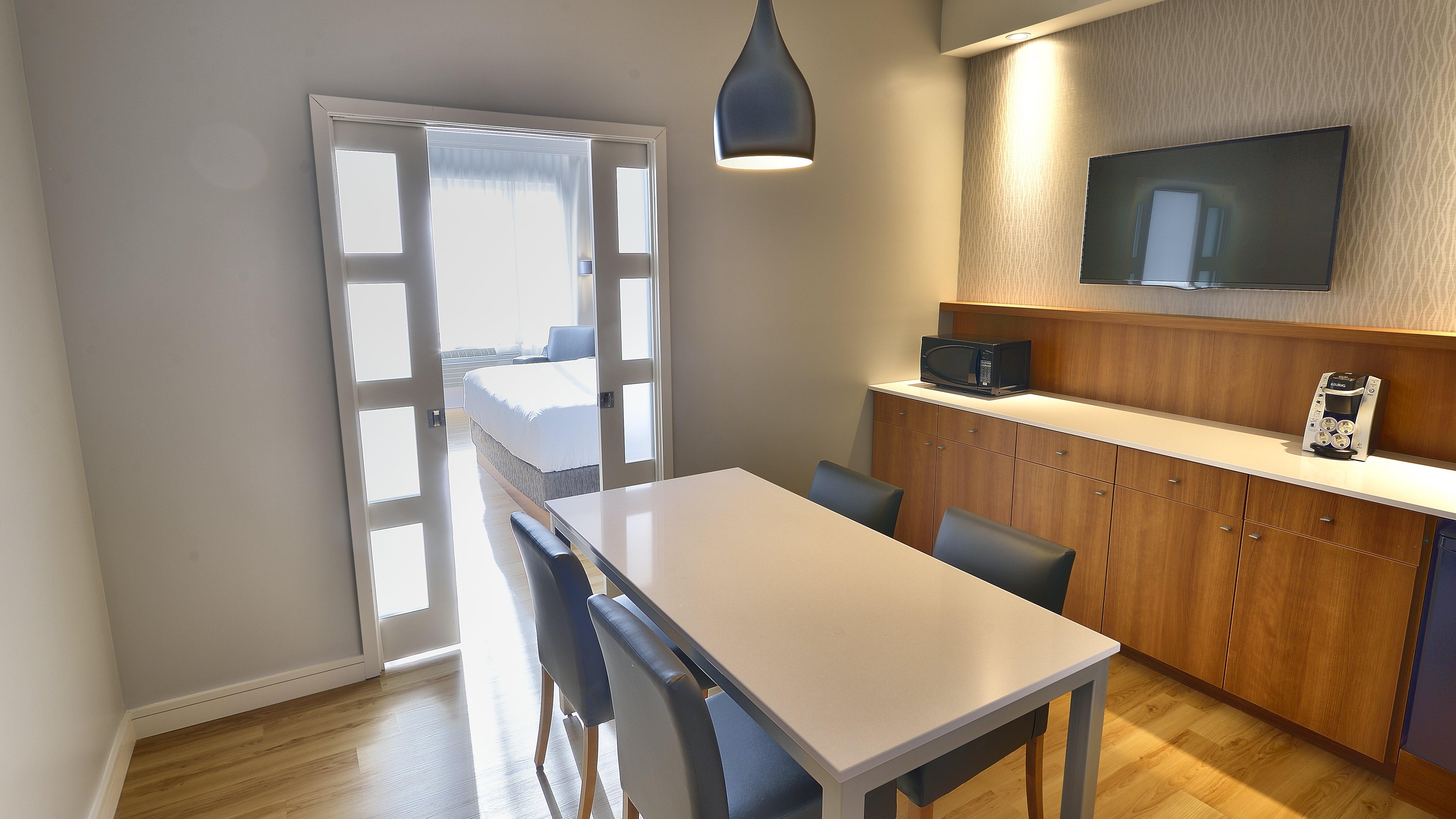 Holiday Inn Express & Suites Vaudreuil-Dorion By Ihg Exterior foto