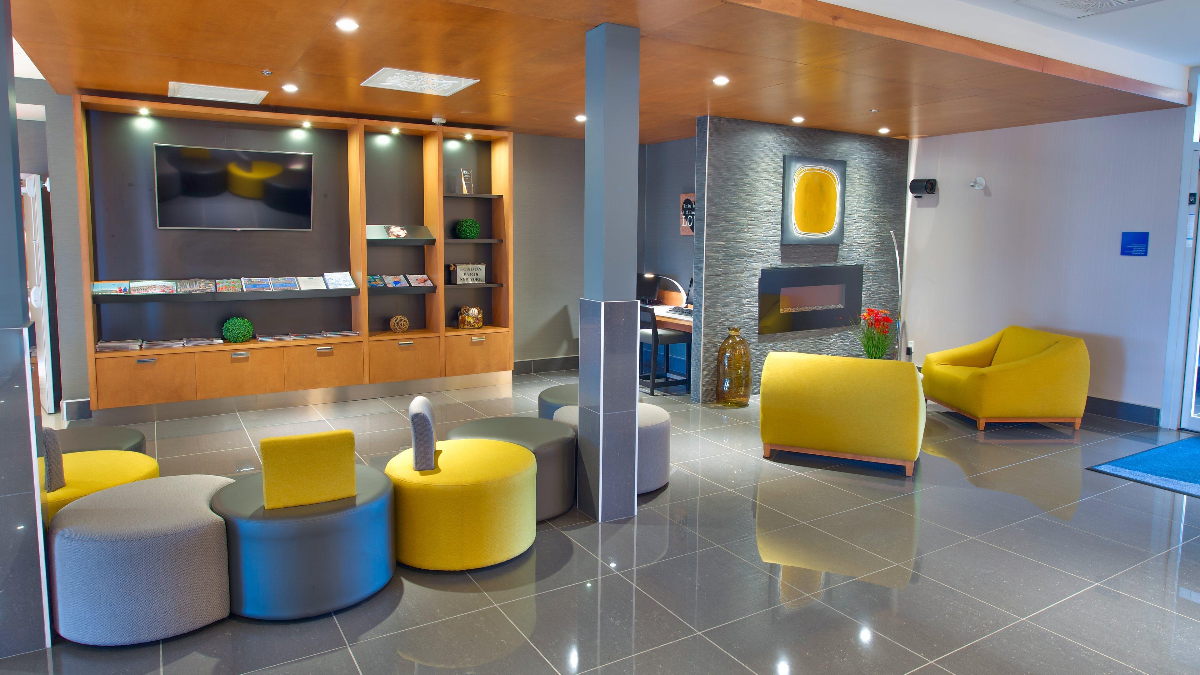 Holiday Inn Express & Suites Vaudreuil-Dorion By Ihg Exterior foto